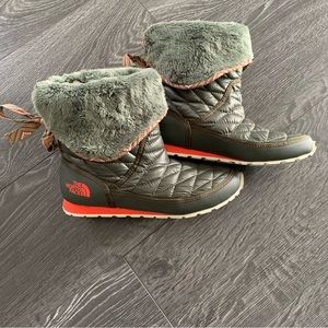 The North Face Thermoball Boots